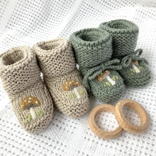 Baby Booties Knitting Pattern